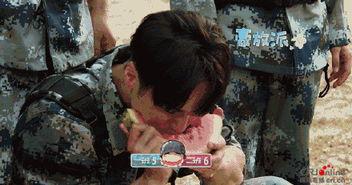 吴磊演吃瓜群众,趣味横生演绎娱乐圈风云